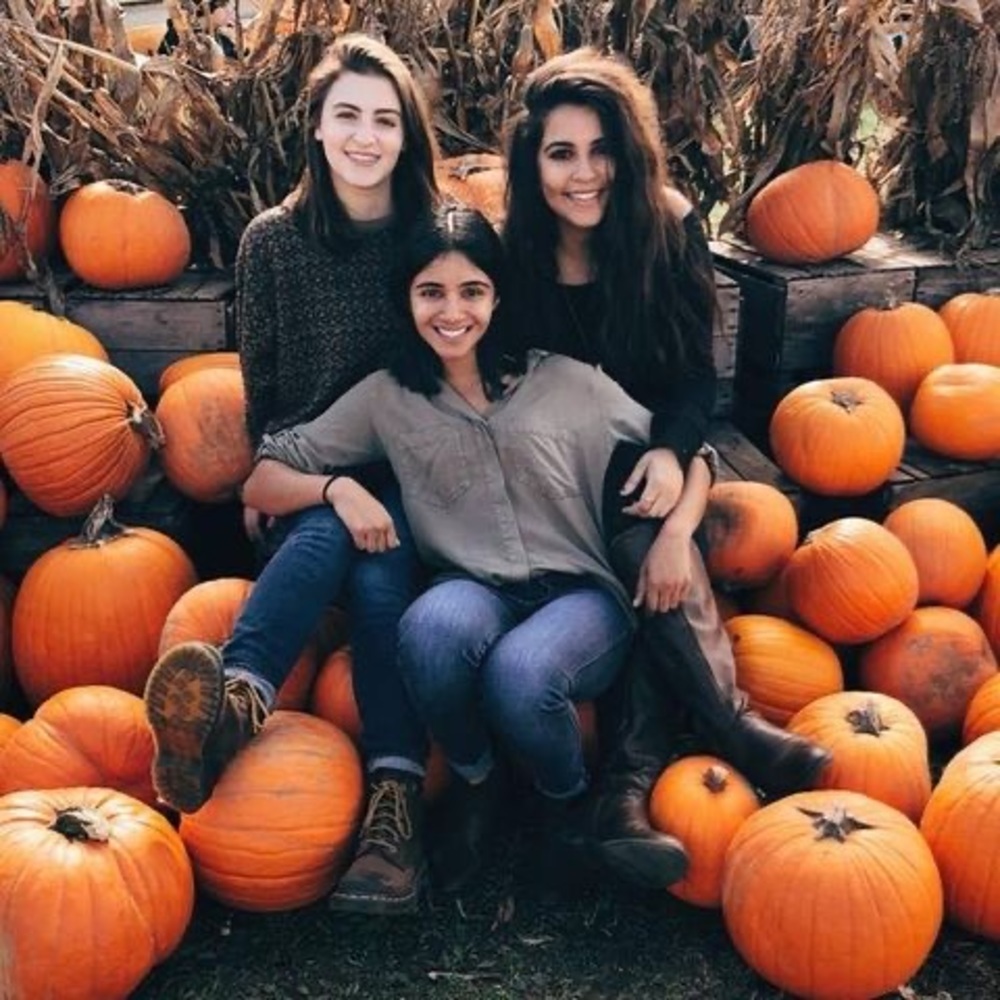 Meet your Posher, Jasmine